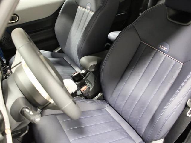 new 2025 MINI Hardtop car, priced at $33,805