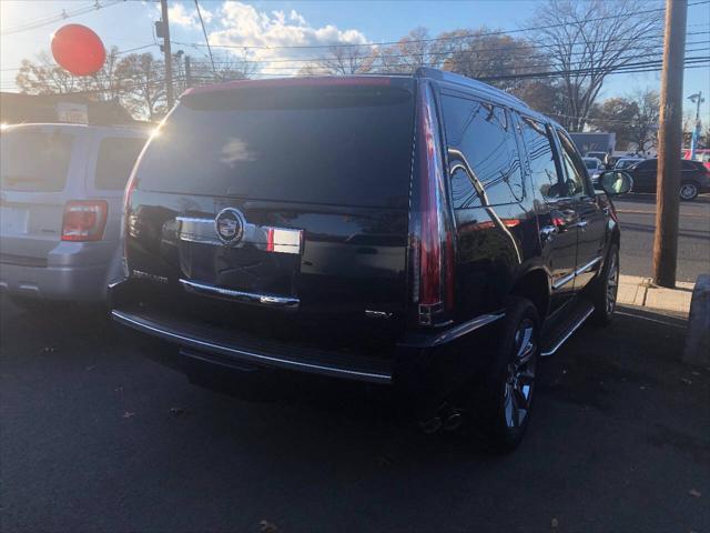 used 2007 Cadillac Escalade car, priced at $5,995