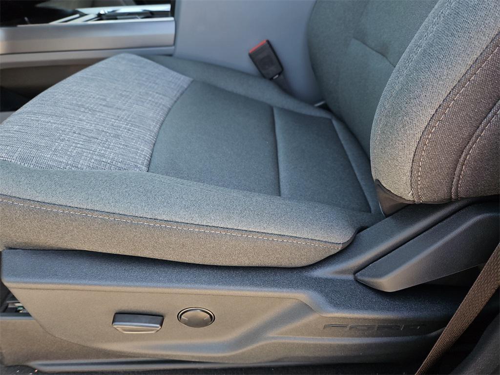 new 2025 Ford F-350 car, priced at $75,492
