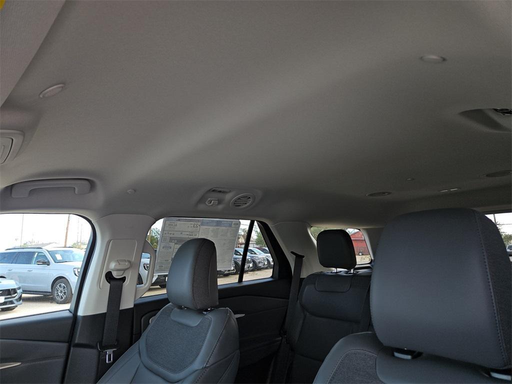 new 2025 Ford Explorer car, priced at $46,028