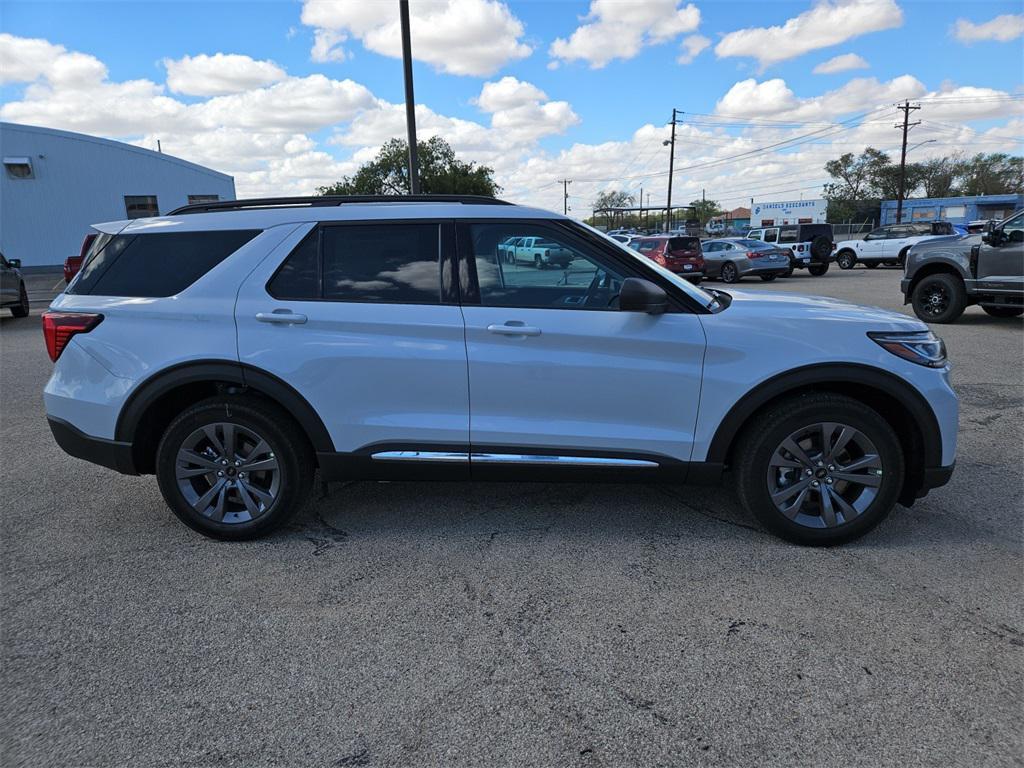 new 2025 Ford Explorer car, priced at $46,028