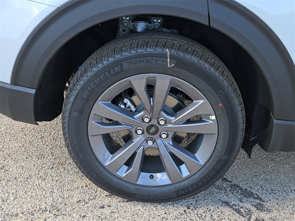 new 2025 Ford Explorer car, priced at $46,028