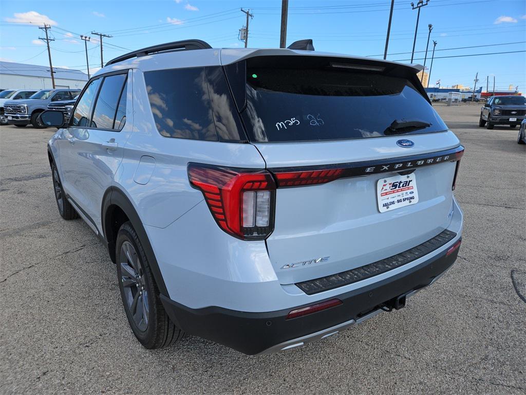 new 2025 Ford Explorer car, priced at $46,028