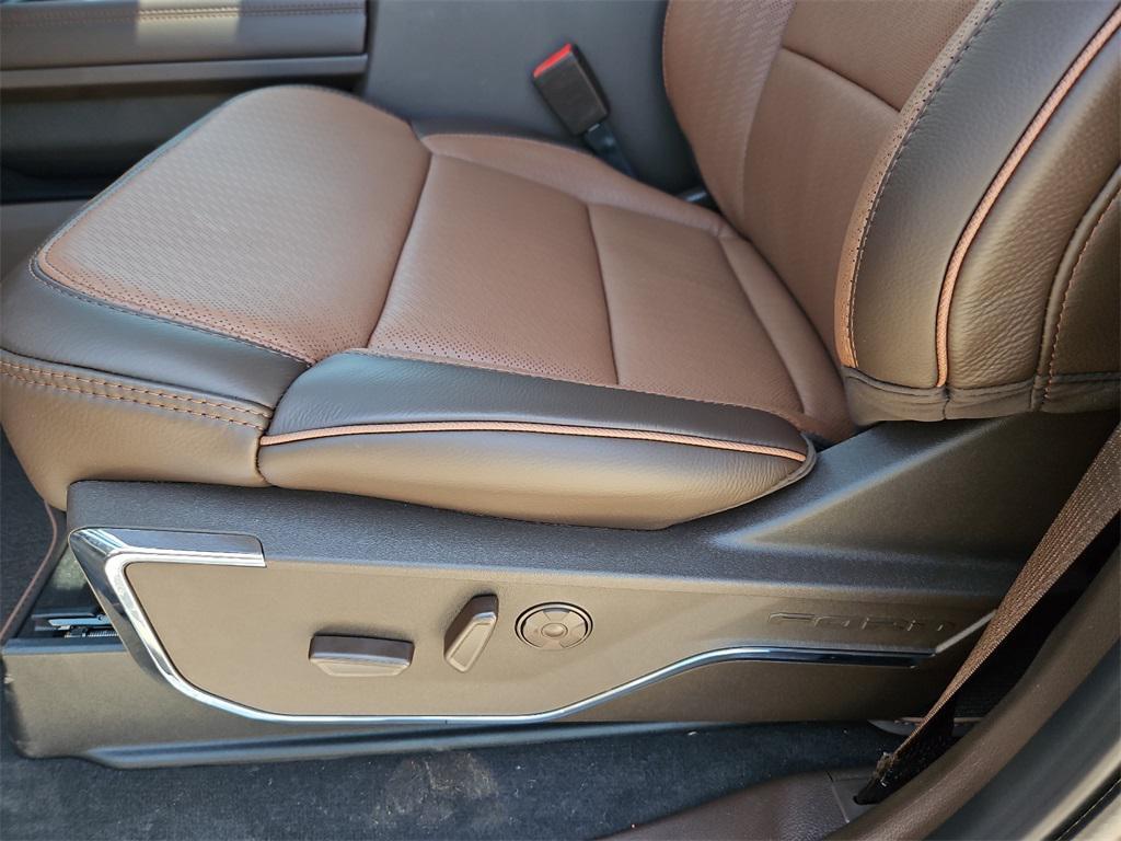 new 2025 Ford F-250 car, priced at $96,168