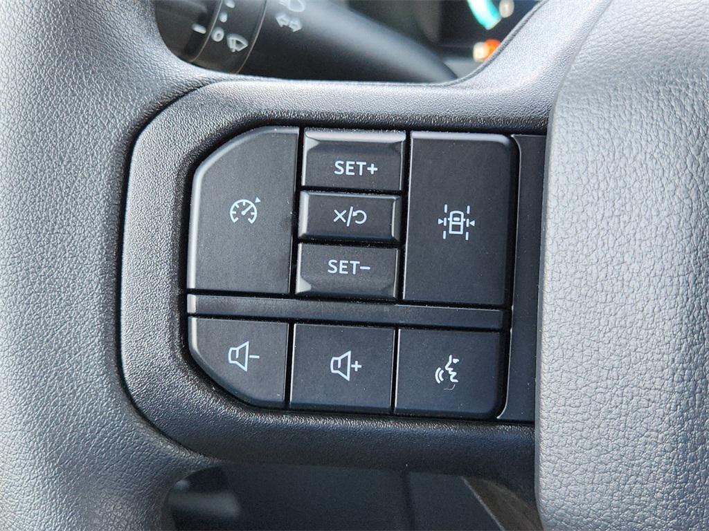 new 2025 Ford F-150 car, priced at $50,931