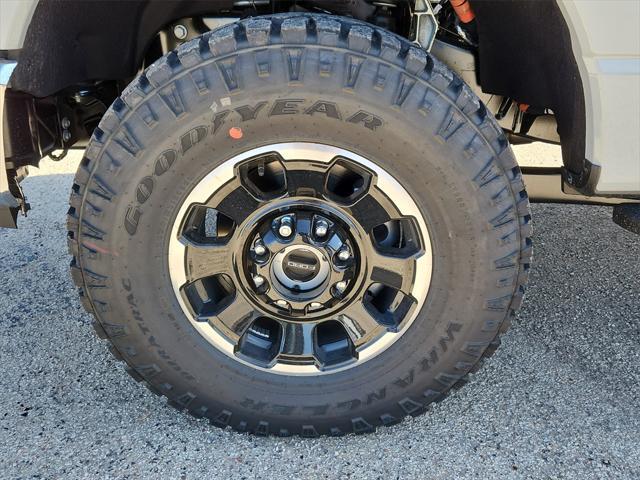 new 2025 Ford F-250 car, priced at $75,200