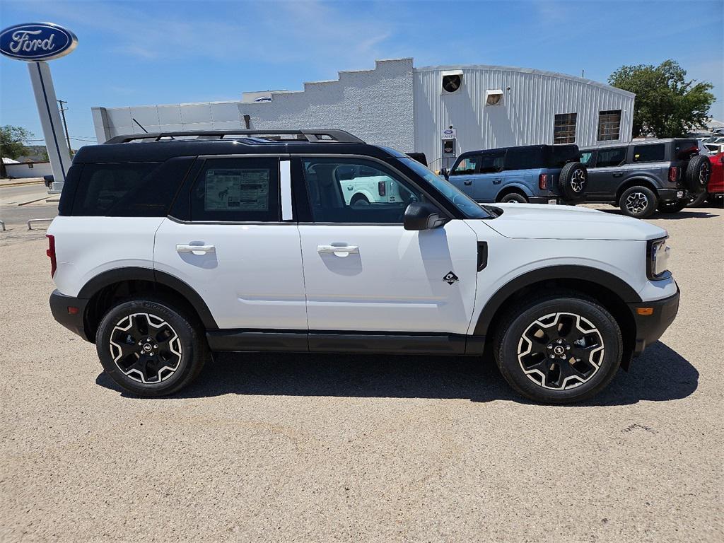 new 2025 Ford Bronco Sport car, priced at $35,553