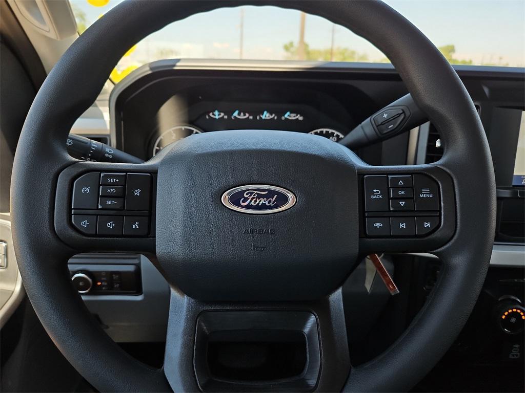 new 2025 Ford F-250 car, priced at $65,412