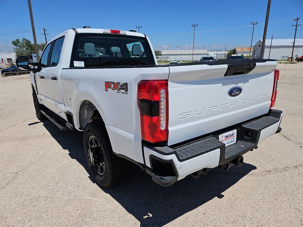 new 2025 Ford F-250 car, priced at $65,412