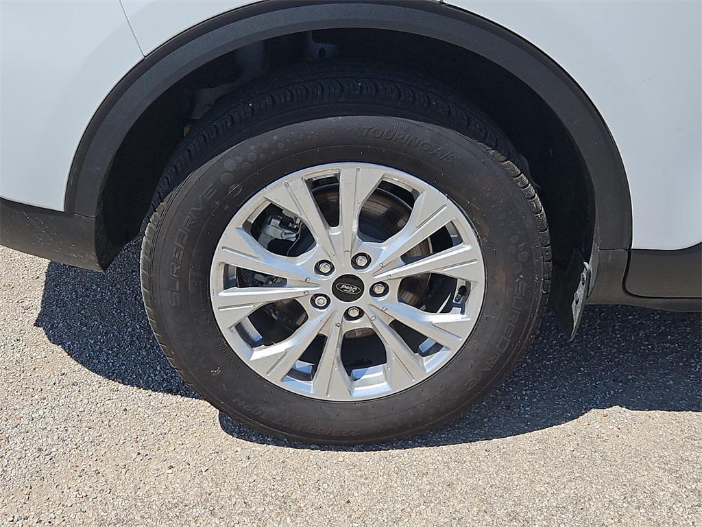 used 2024 Ford Escape car, priced at $22,977