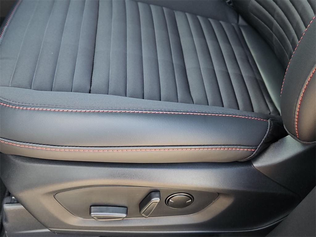 new 2025 Ford Explorer car, priced at $46,678