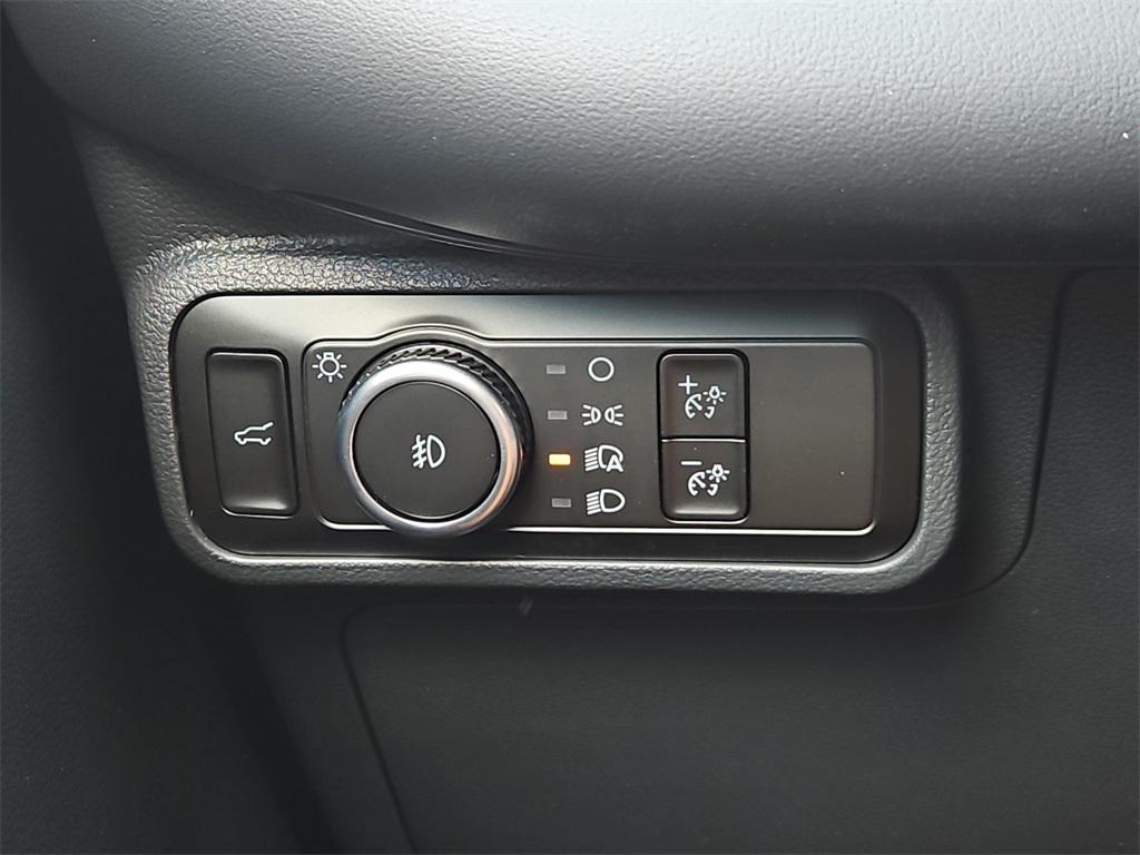 new 2025 Ford Explorer car, priced at $46,678