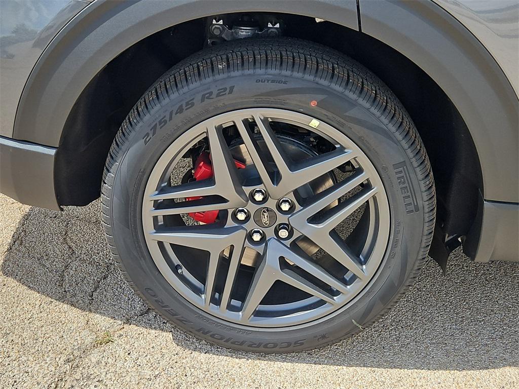 new 2025 Ford Explorer car, priced at $46,678