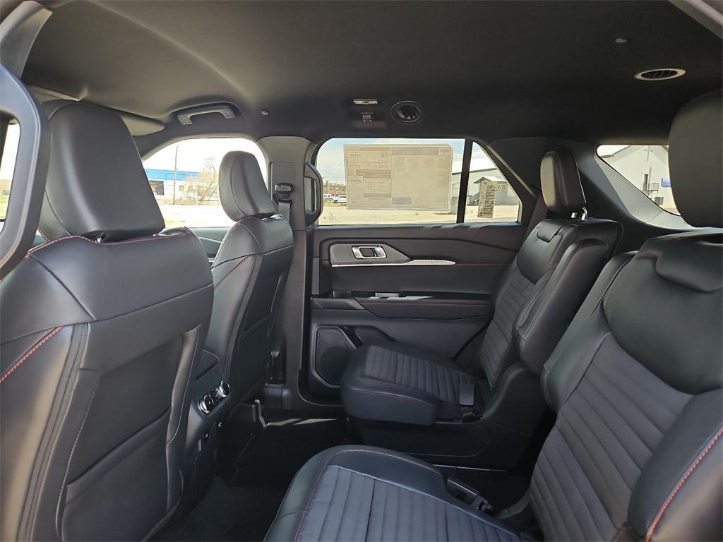 new 2025 Ford Explorer car, priced at $46,678