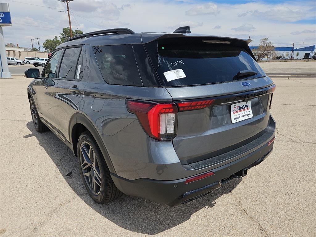 new 2025 Ford Explorer car, priced at $46,678