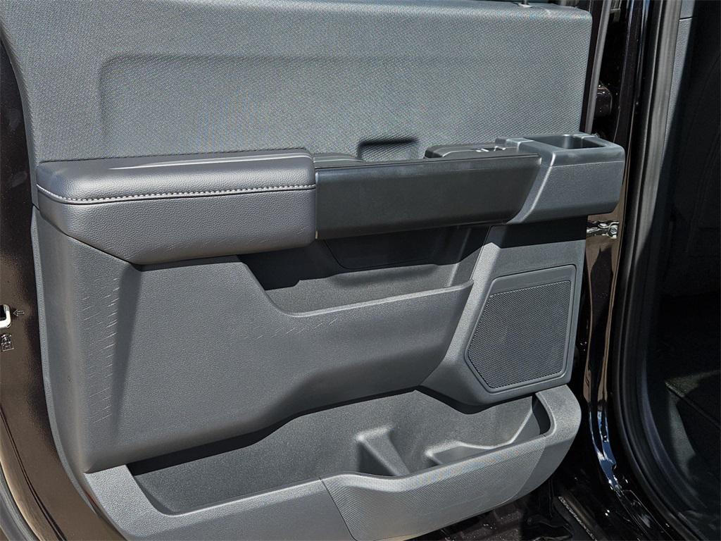 new 2025 Ford F-150 car, priced at $51,037