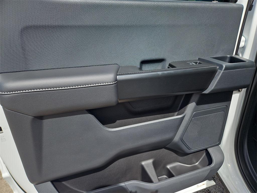 new 2025 Ford F-150 car, priced at $47,939