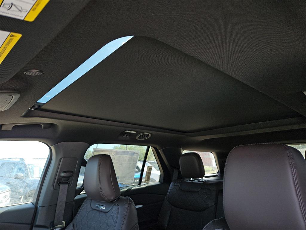 new 2025 Ford Explorer car, priced at $59,086