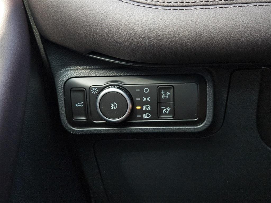 new 2025 Ford Explorer car, priced at $59,086