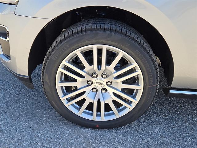 new 2024 Ford Expedition Max car, priced at $68,249