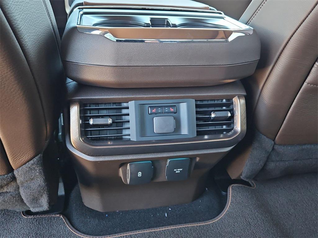 new 2025 Ford F-150 car, priced at $73,370