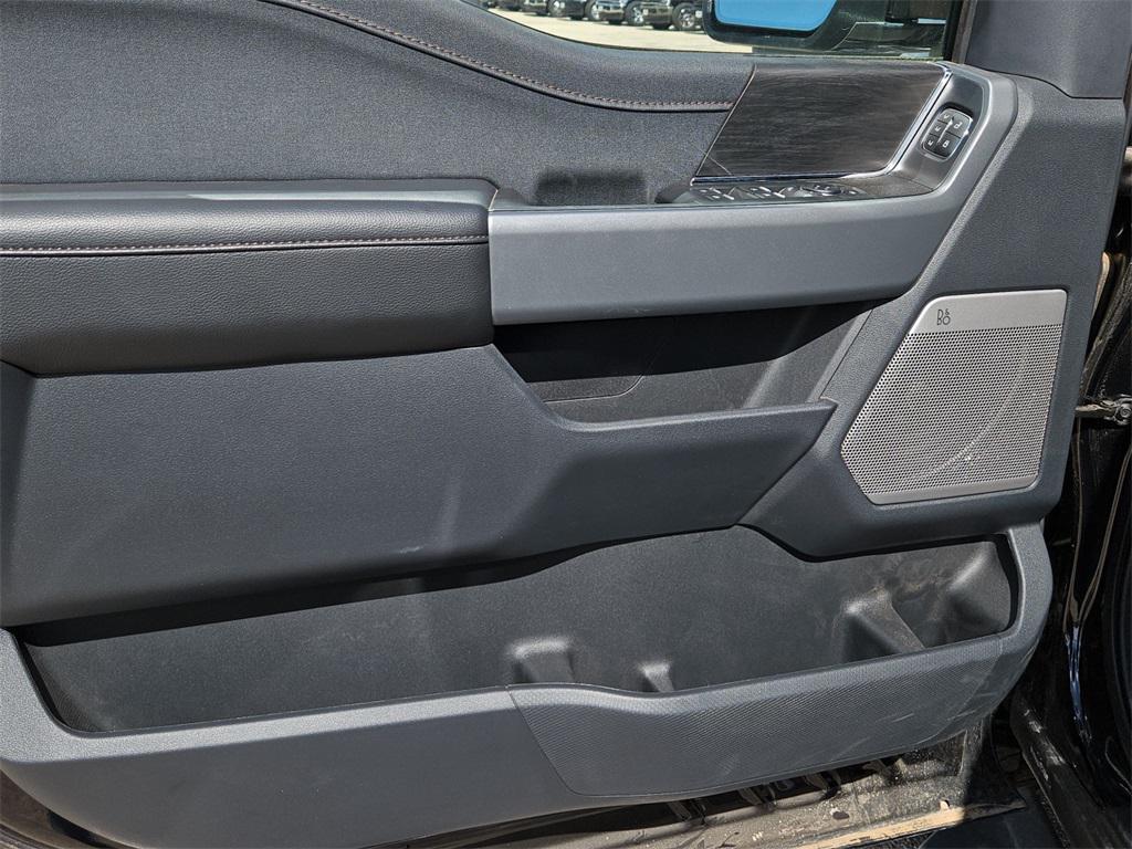 new 2025 Ford F-150 car, priced at $59,995