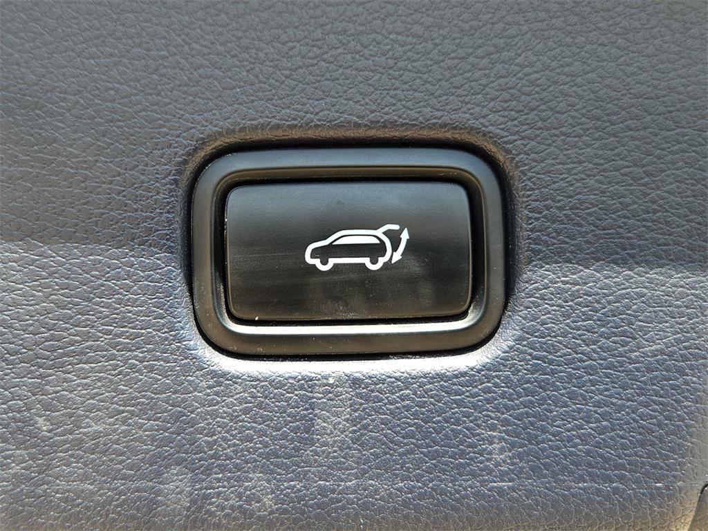 used 2021 Hyundai Palisade car, priced at $32,181