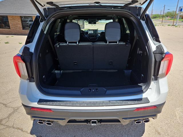 new 2025 Ford Explorer car, priced at $60,525