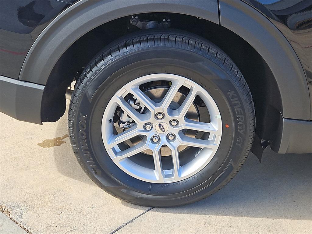 new 2025 Ford Explorer car, priced at $39,519