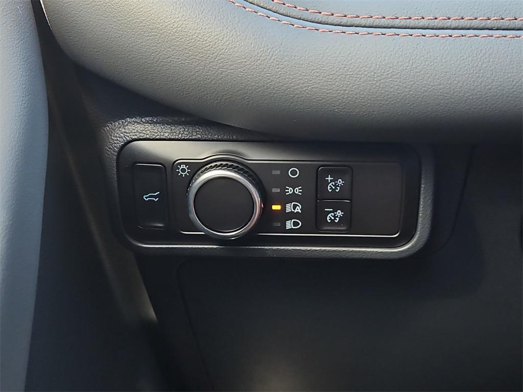 new 2025 Ford Explorer car, priced at $39,899