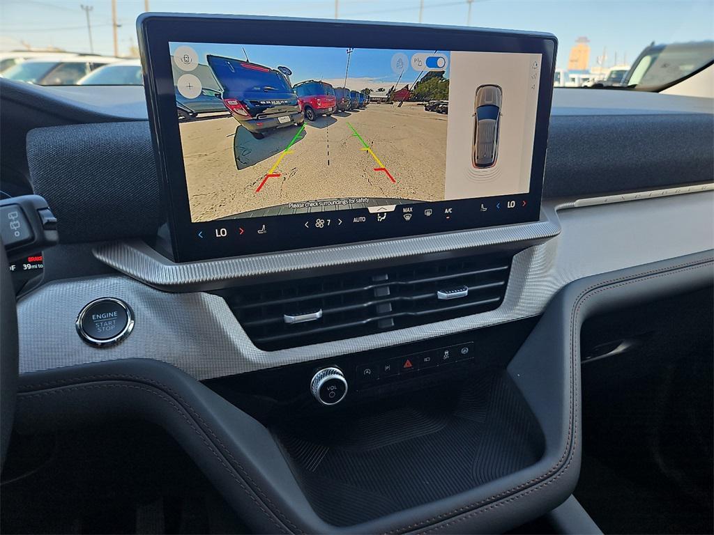 new 2025 Ford Explorer car, priced at $39,899