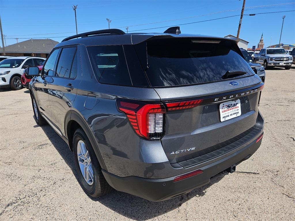 new 2025 Ford Explorer car, priced at $39,899