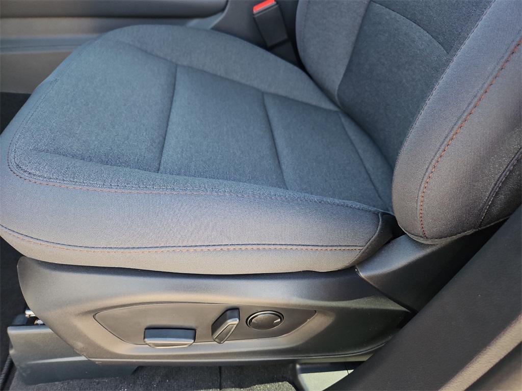 new 2025 Ford Explorer car, priced at $39,899