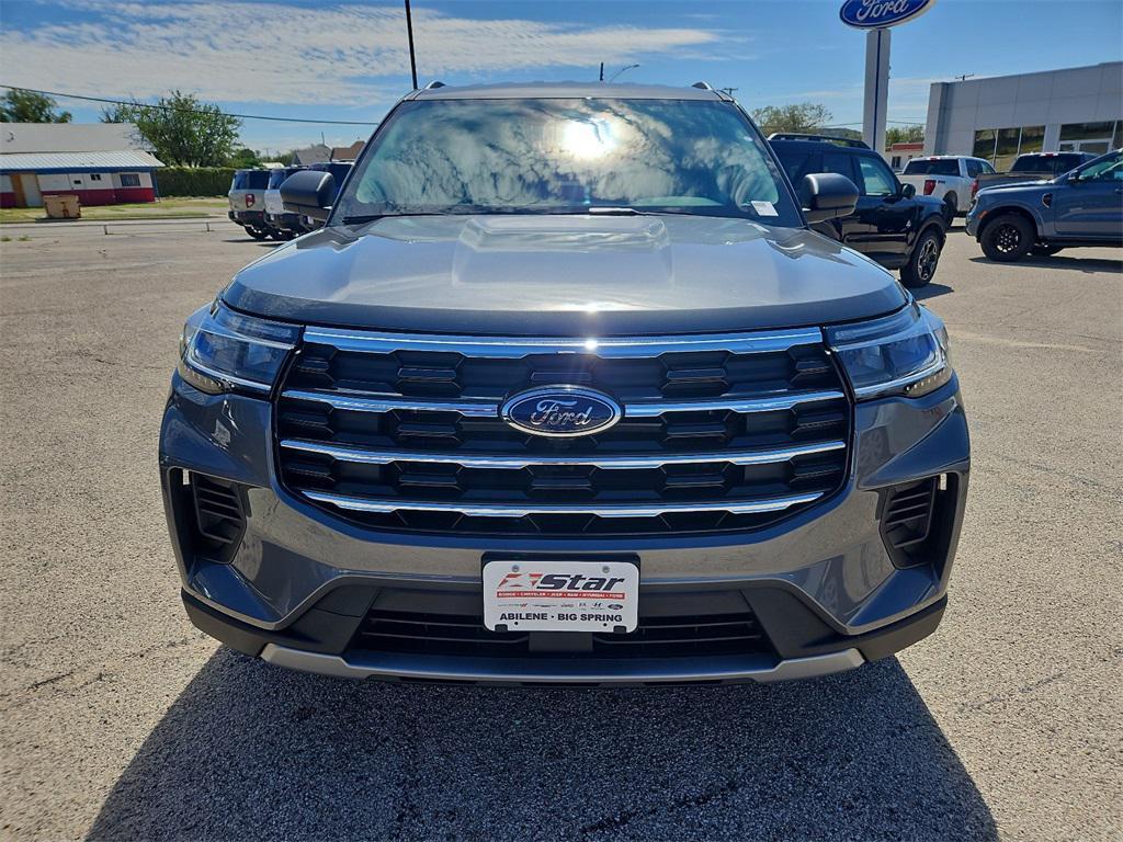 new 2025 Ford Explorer car, priced at $39,899