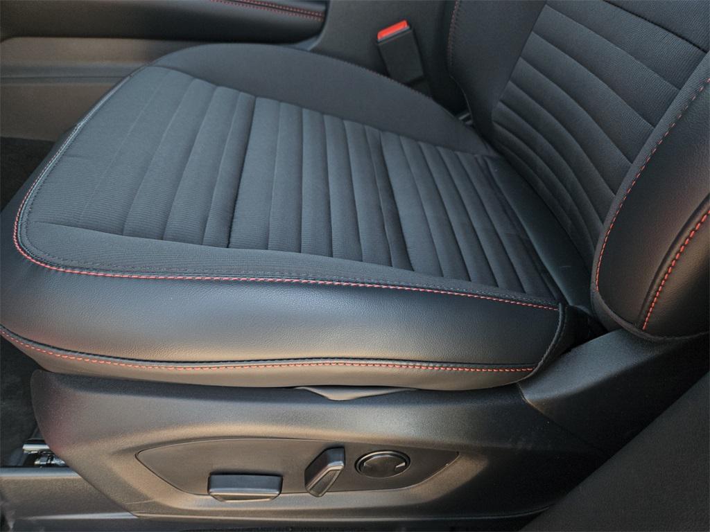 new 2025 Ford Explorer car, priced at $49,794