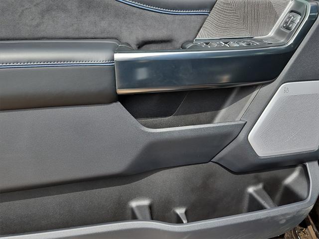 new 2025 Ford F-250 car, priced at $95,120