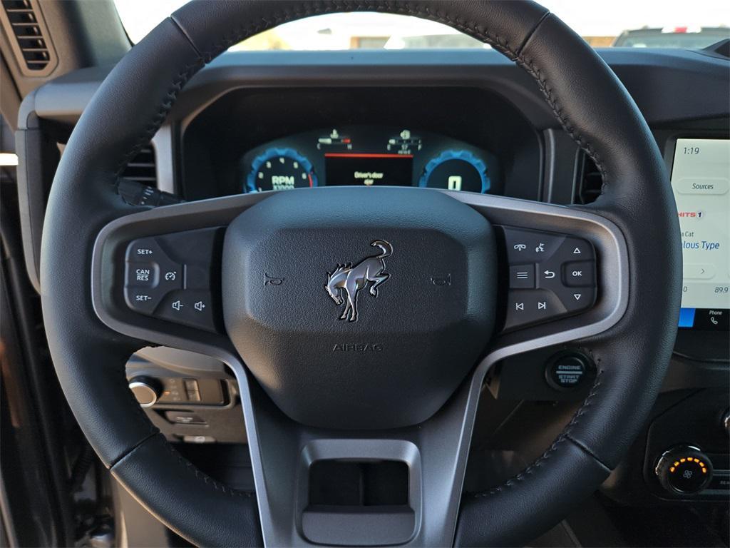 new 2025 Ford Bronco car, priced at $44,022