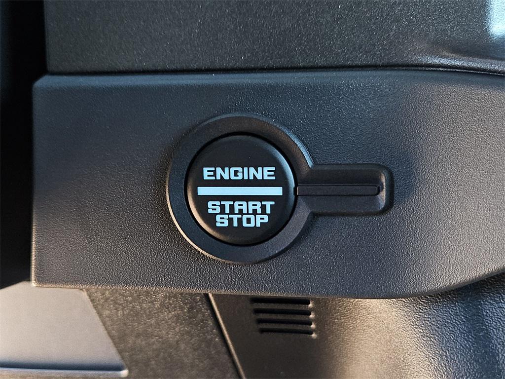 new 2025 Ford Bronco car, priced at $44,022