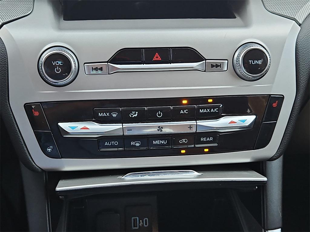 used 2022 Ford Explorer car, priced at $25,777