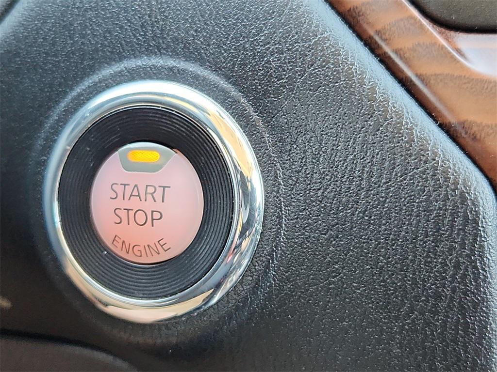 used 2019 Nissan Pathfinder car, priced at $23,281