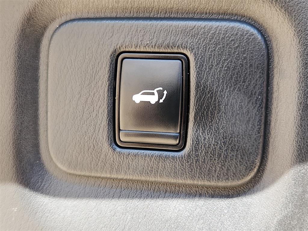 used 2019 Nissan Pathfinder car, priced at $23,281