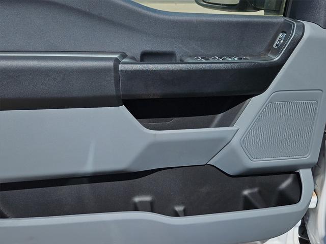 new 2025 Ford F-350 car, priced at $65,820