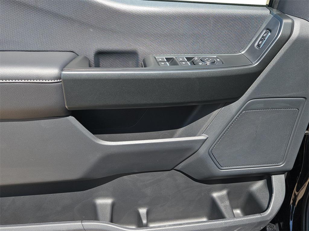 new 2025 Ford F-150 car, priced at $50,732