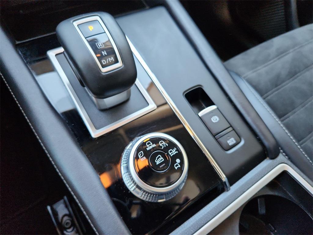 used 2024 Mitsubishi Outlander car, priced at $27,781