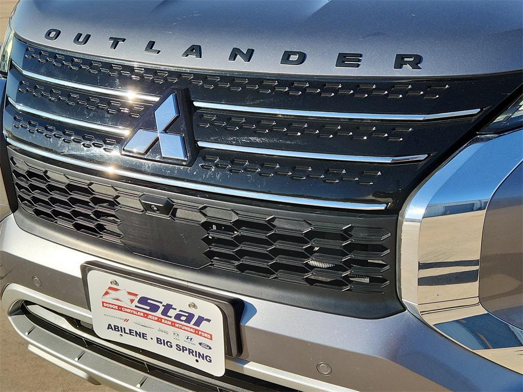 used 2024 Mitsubishi Outlander car, priced at $27,781