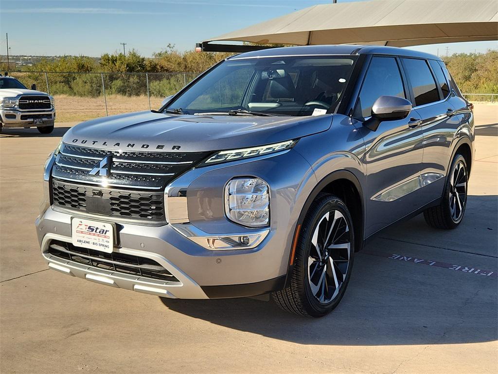 used 2024 Mitsubishi Outlander car, priced at $27,781