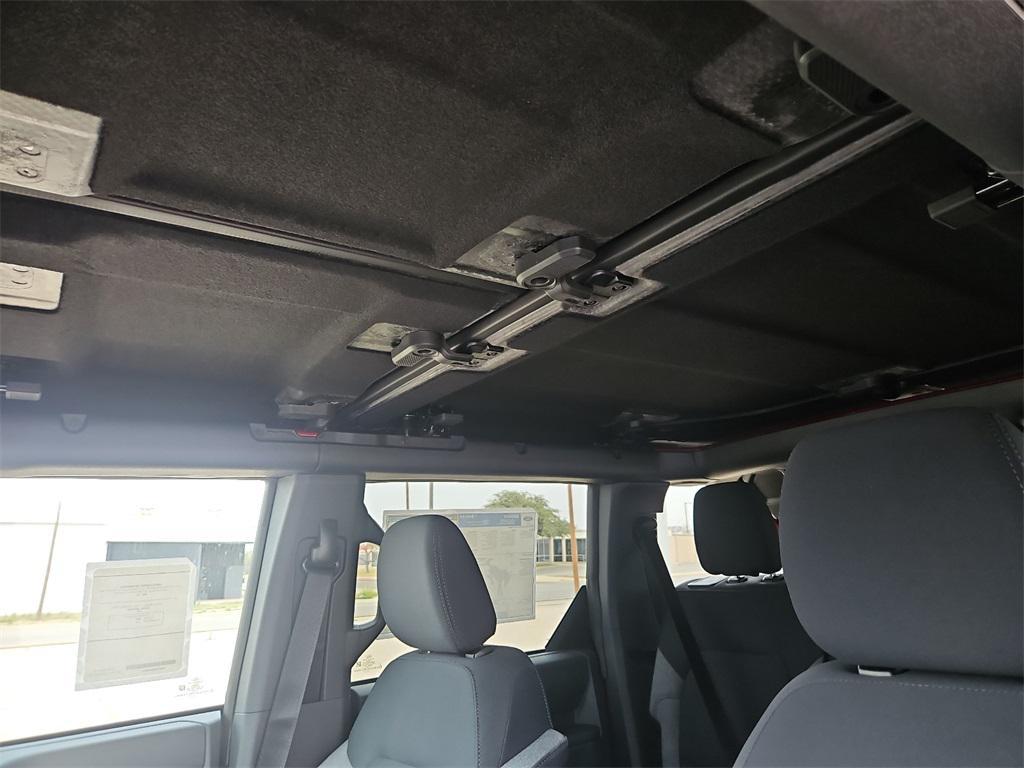 new 2025 Ford Bronco car, priced at $45,923