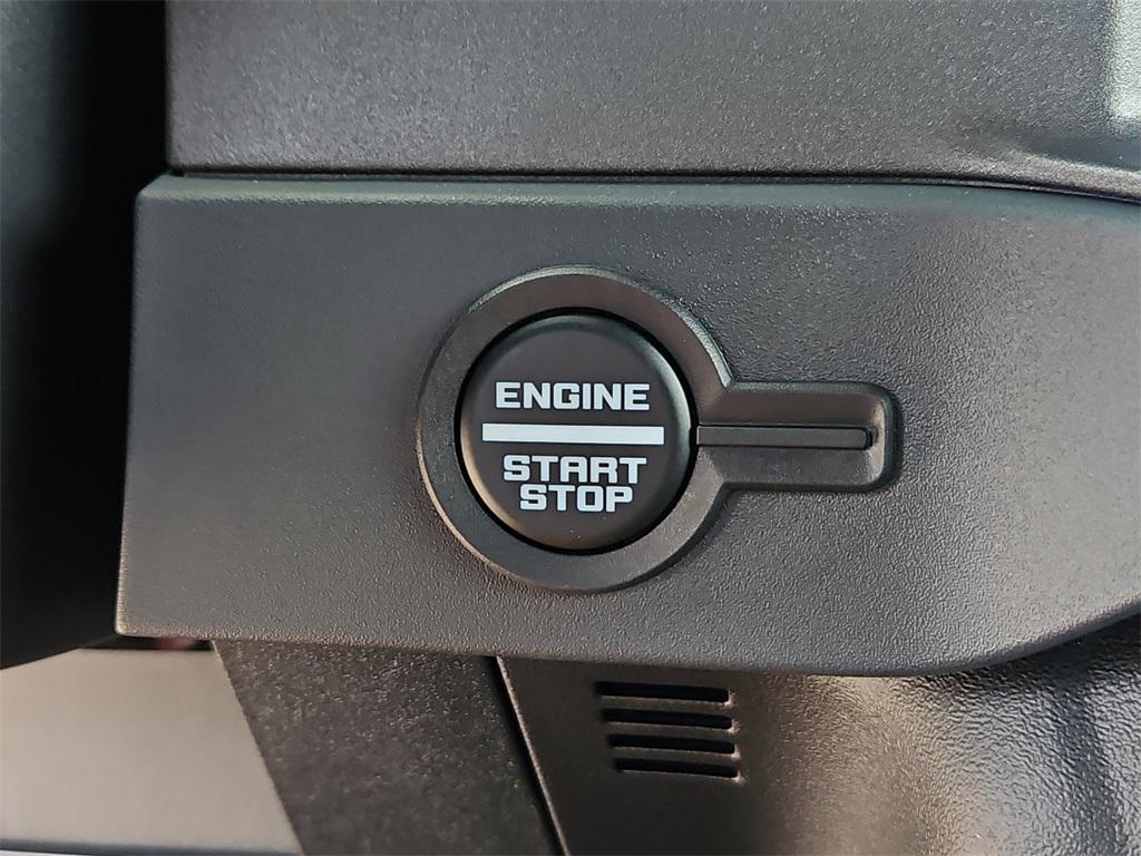 new 2025 Ford Bronco car, priced at $45,923