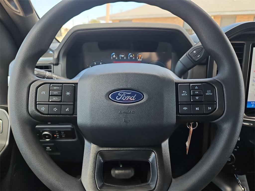 new 2025 Ford F-150 car, priced at $49,373