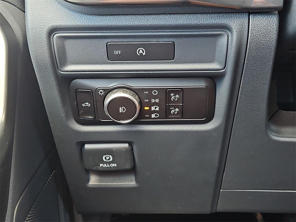 new 2025 Ford F-150 car, priced at $49,373